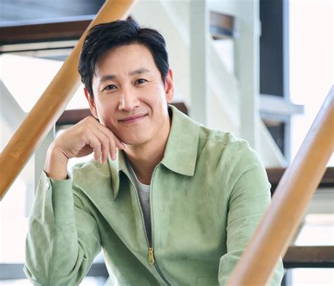 Lee Sun.